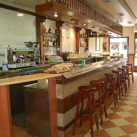 Bar Pension Restaurante Bidasoa Ирун Экстерьер фото